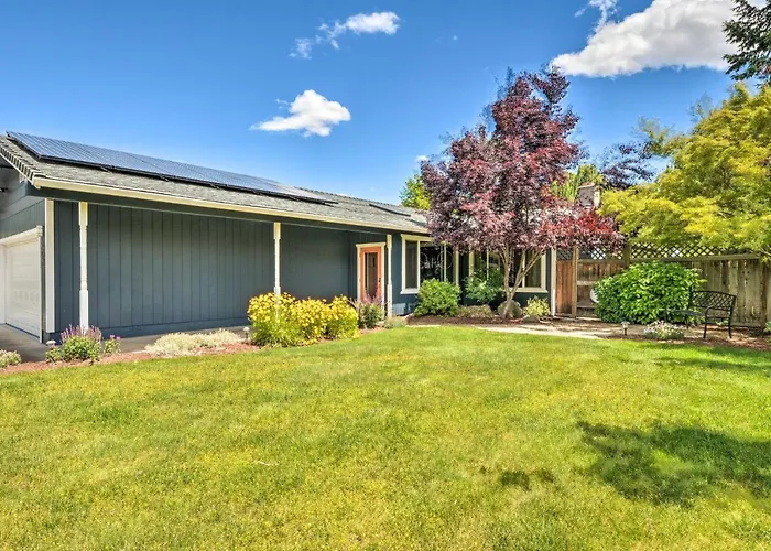 Central Medford Family Retreat With Large Yard!